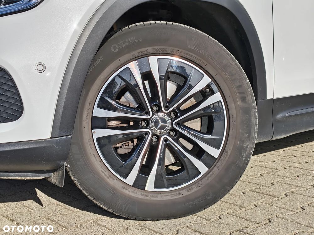 Mercedes-Benz GLB 200 4-Matic Style 8G-DCT - 23