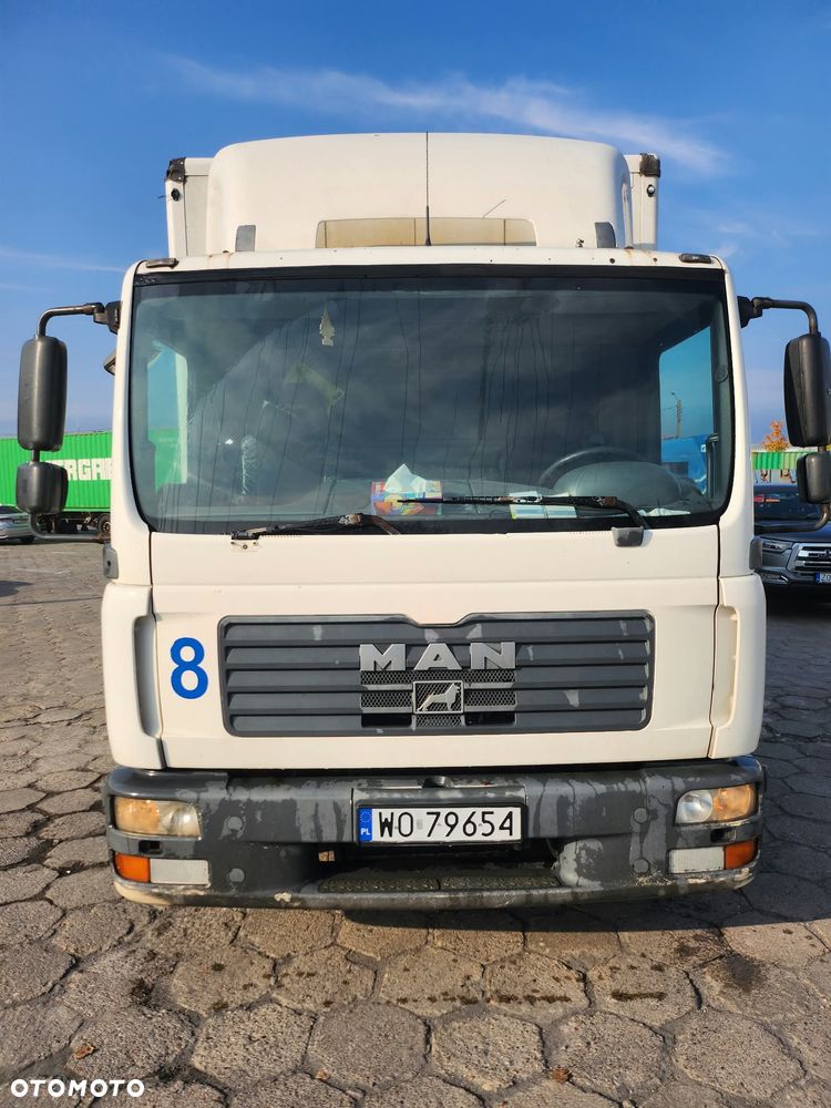 MAN TGL 12-220 - 2