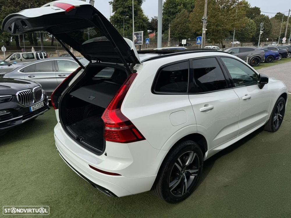 Volvo XC 60 2.0 T6 PHEV R-Design AWD - 54