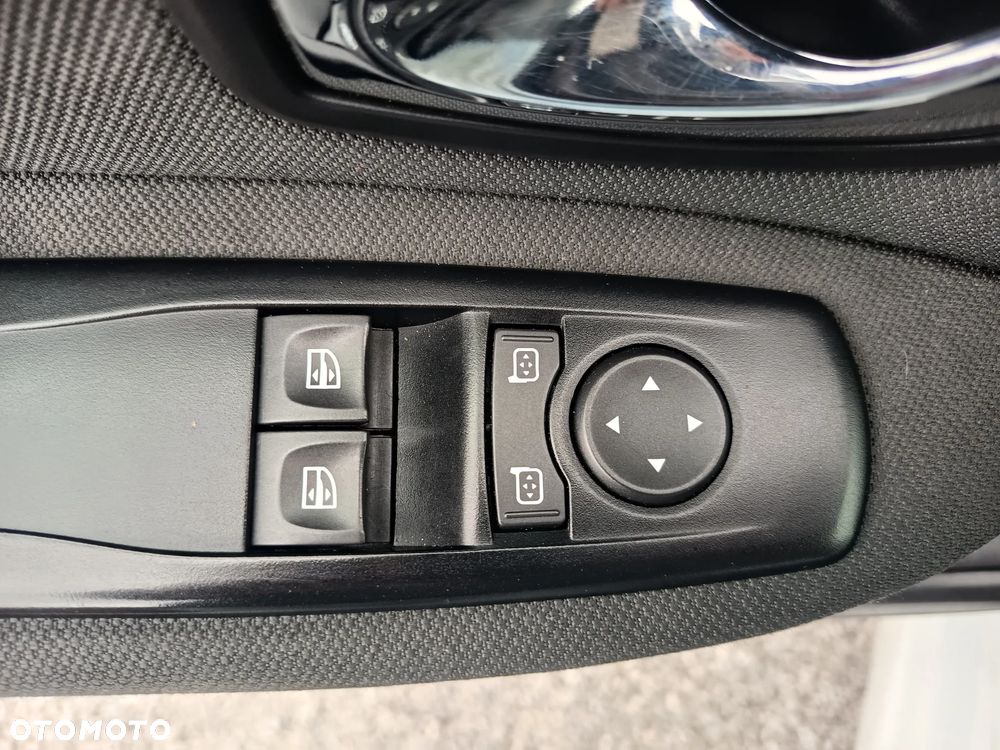 Renault Scenic 1.6 16V 110 TomTom Edition - 24