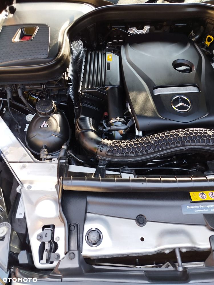 Mercedes-Benz GLC - 31