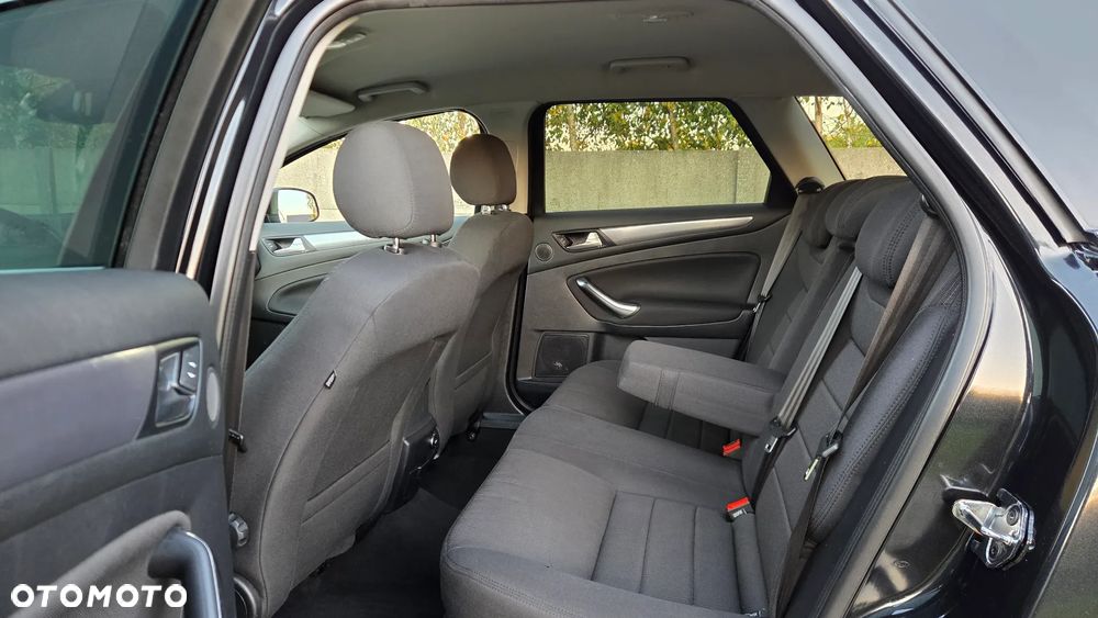 Ford Mondeo Turnier 2.0 TDCi Titanium - 22