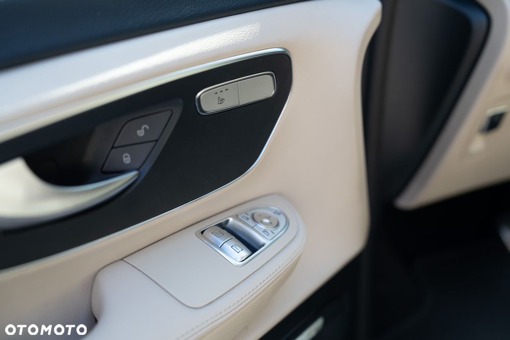 Mercedes-Benz Klasa V 250 d 4-Matic Avantgarde 7G-Tronic (d³ugi) - 19