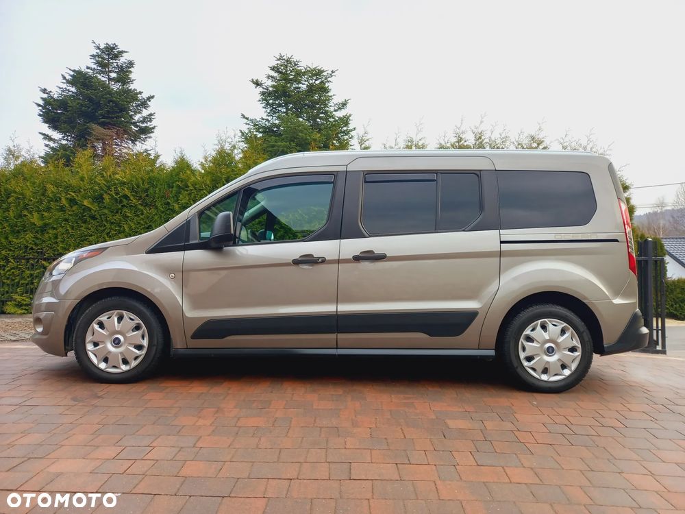 Ford Tourneo Connect Grand - 12