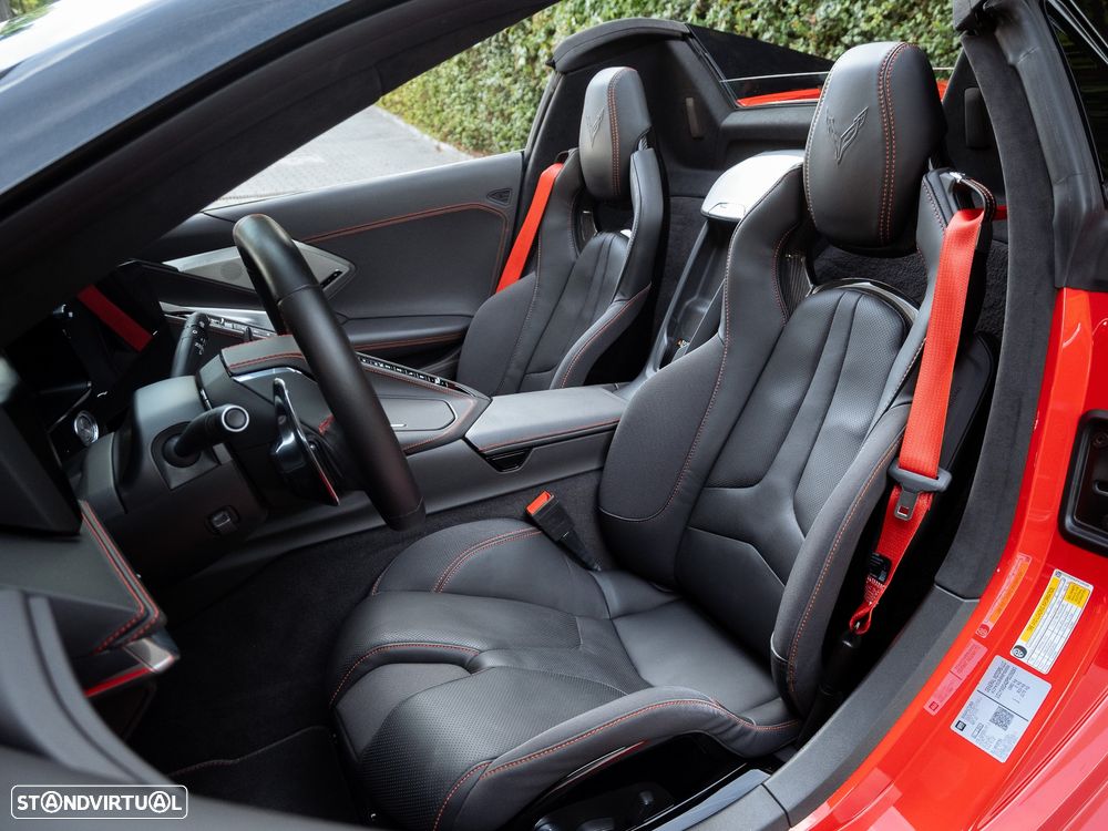 Chevrolet Corvette Stingray 3LT 6.2 V8 Auto - 21