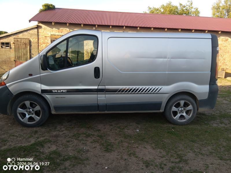 Renault TRAFIC II - 4