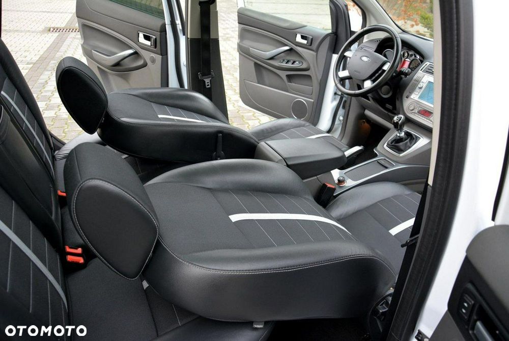 Ford Kuga 2.0 TDCi 4WD Titanium - 20