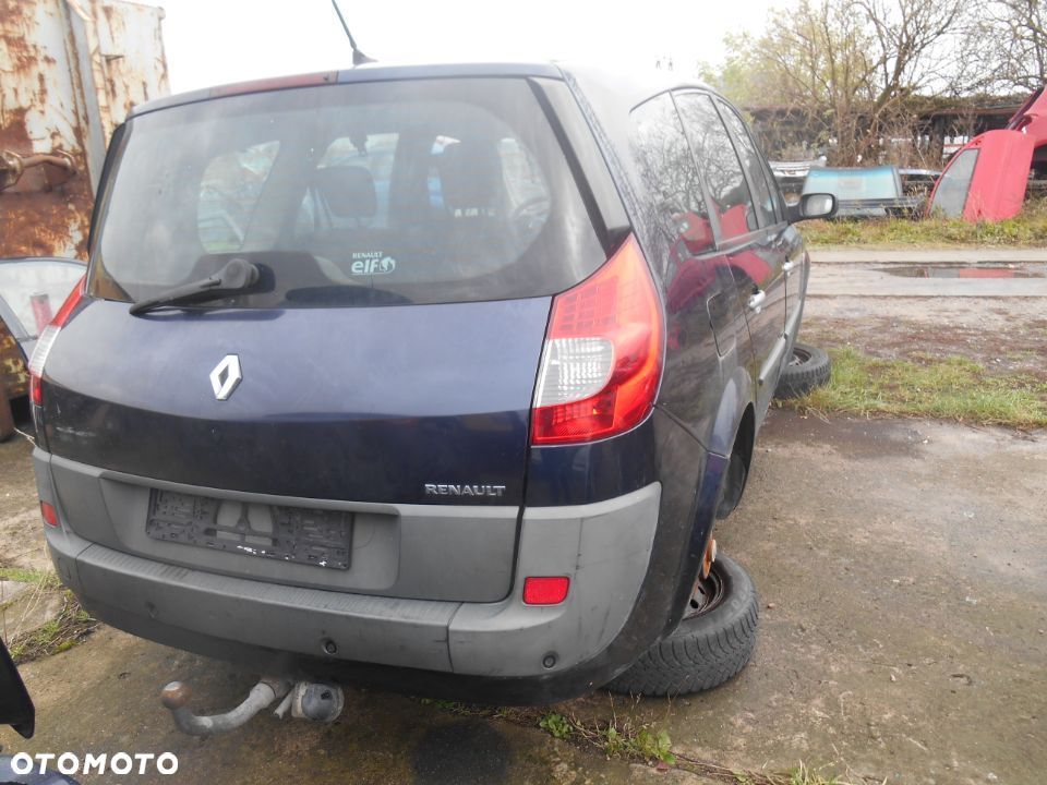 Zderzak tył tylny Renault Scenic II lift 2006-2009r NV472 pod PDC - 2
