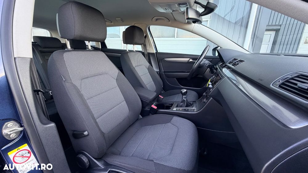 Volkswagen Passat Variant 2.0 TDI BlueMotion Technology DPF Comfortline - 20