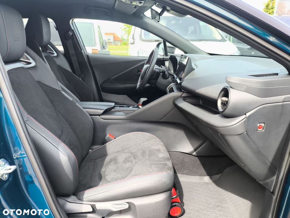 Toyota C-HR - 10