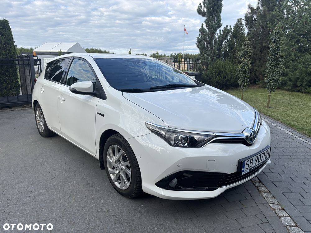 Toyota Auris - 2