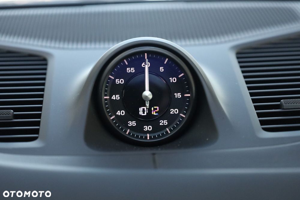 Porsche Cayenne - 14