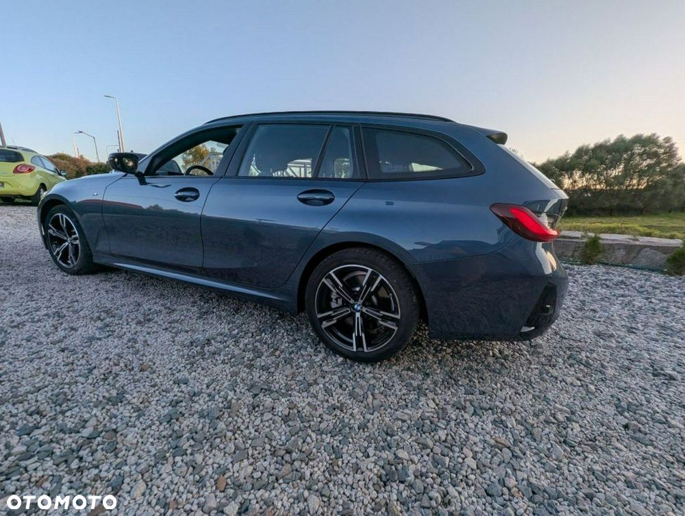 BMW Seria 3 330i xDrive M Sport - 6