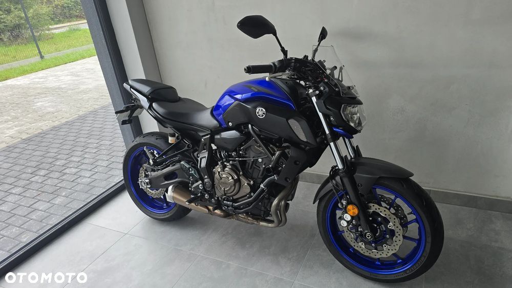 Yamaha MT - 33
