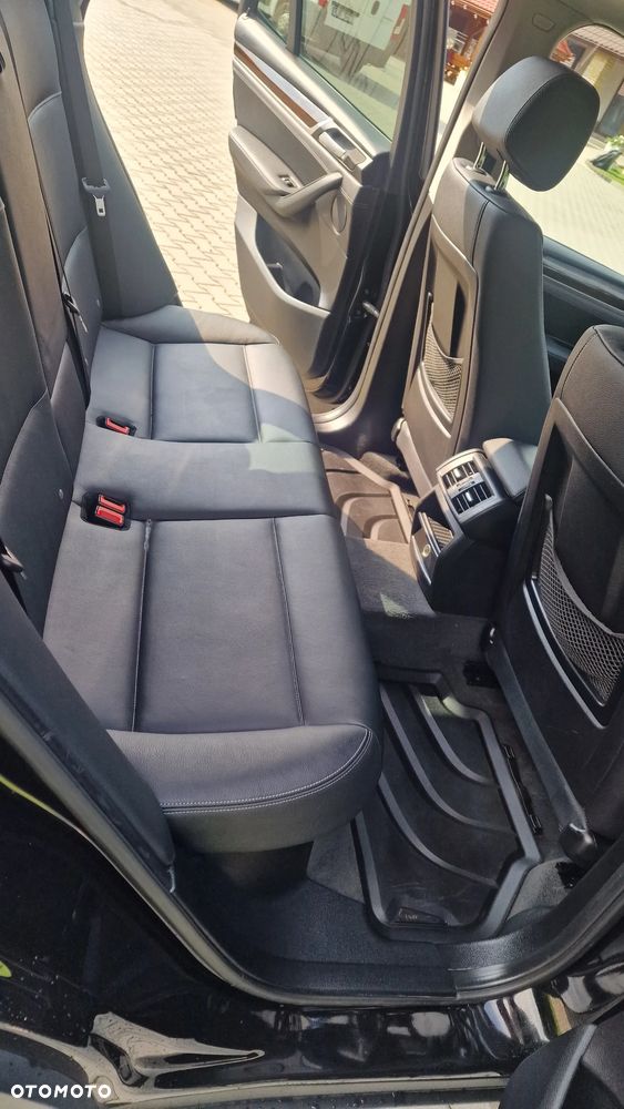 BMW X3 xDrive28i - 7