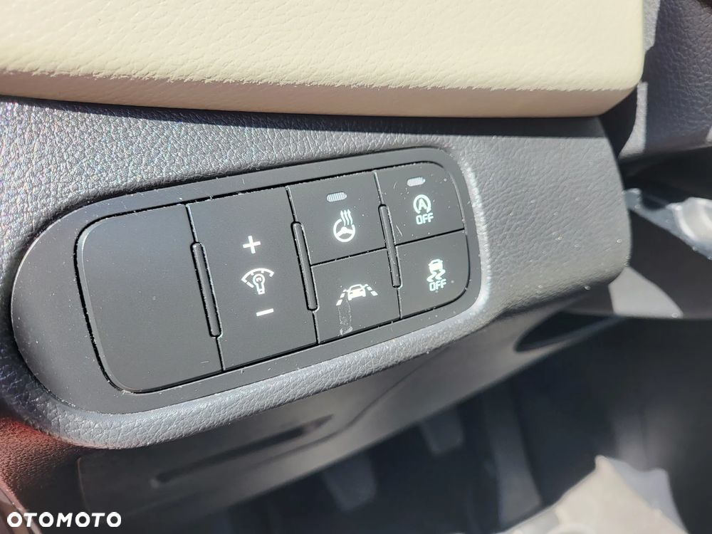 Kia Carens 1.7 CRDi Vision - 25