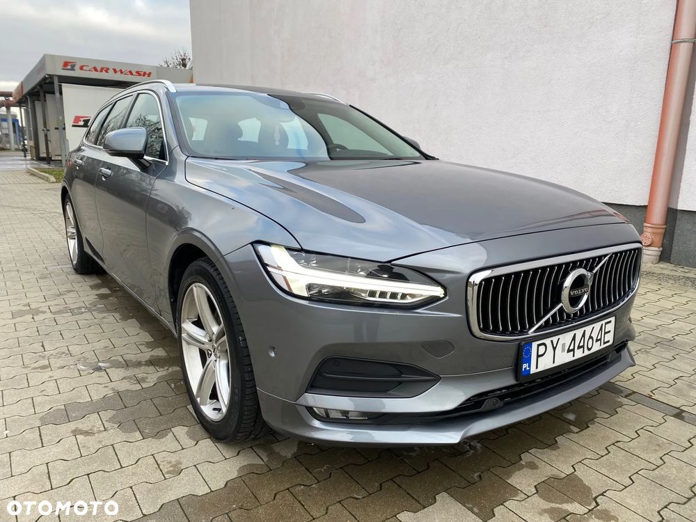 Volvo V90 D4 Momentum - 34