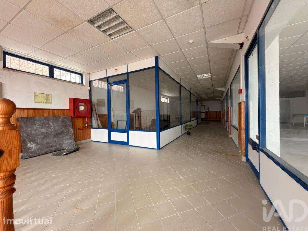 Loja / Estabelecimento Comercial em Peniche de 34,00 m² - View 2