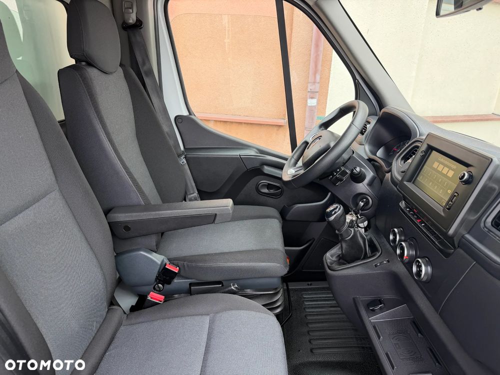 Renault Master Chłodnia Winda - 31