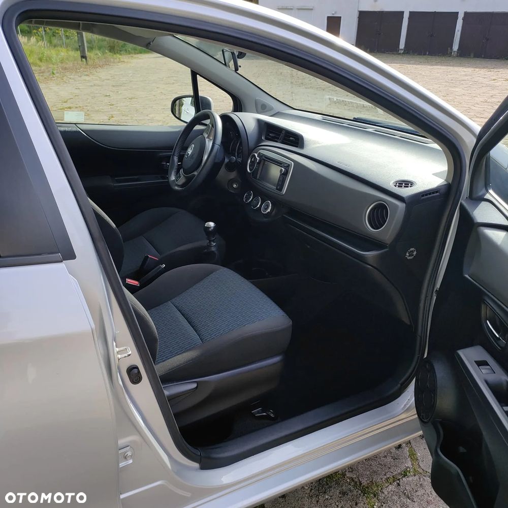 Toyota Yaris - 4
