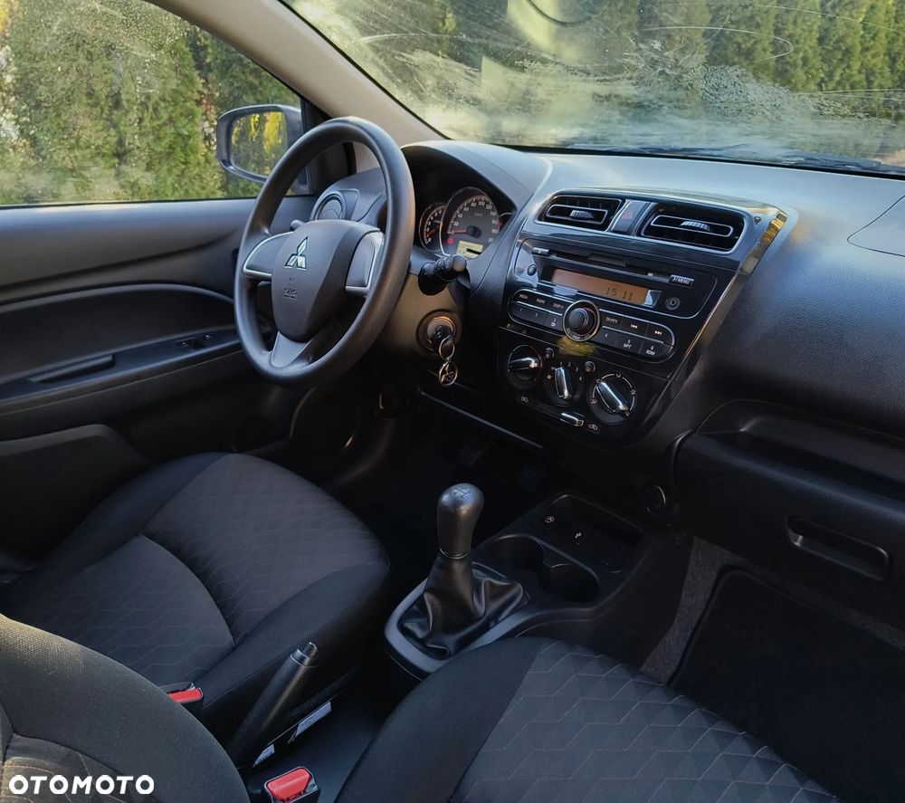 Mitsubishi Space Star 1.0 Inform - 27