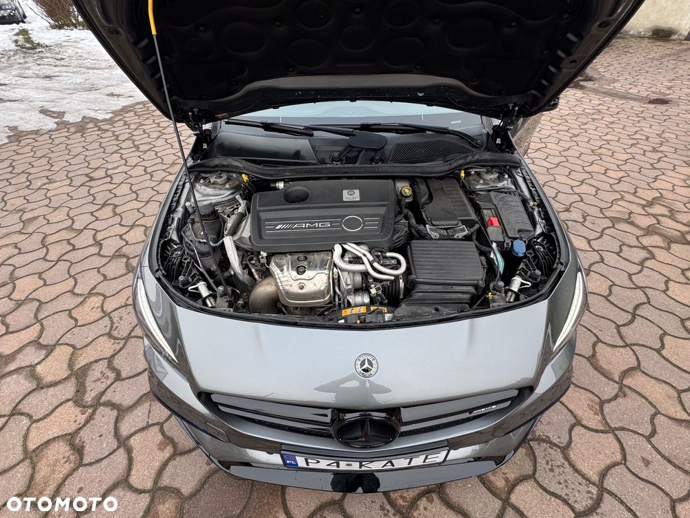 Mercedes-Benz CLA - 8