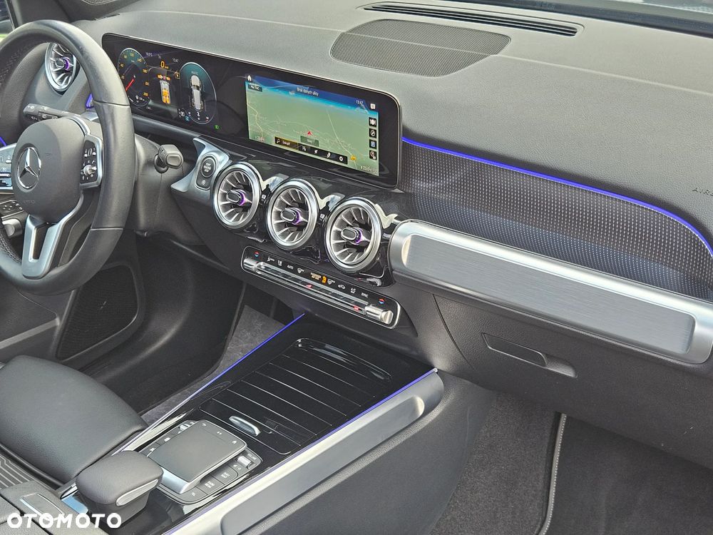 Mercedes-Benz GLB 220 d 4-Matic 8G-DCT - 21