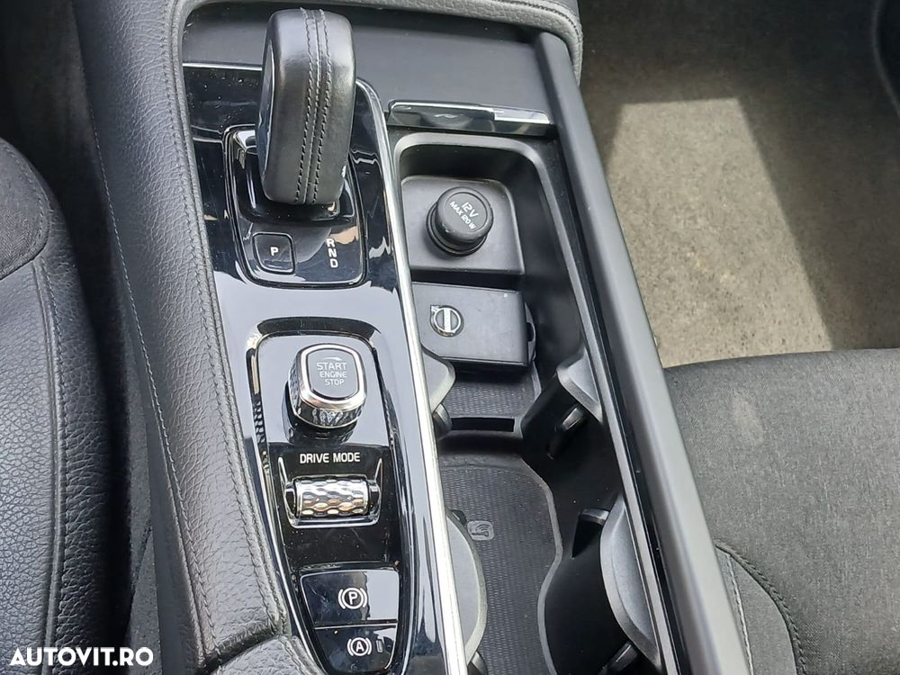 Volvo S90 B4 MHEV AT Plus Bright - 17