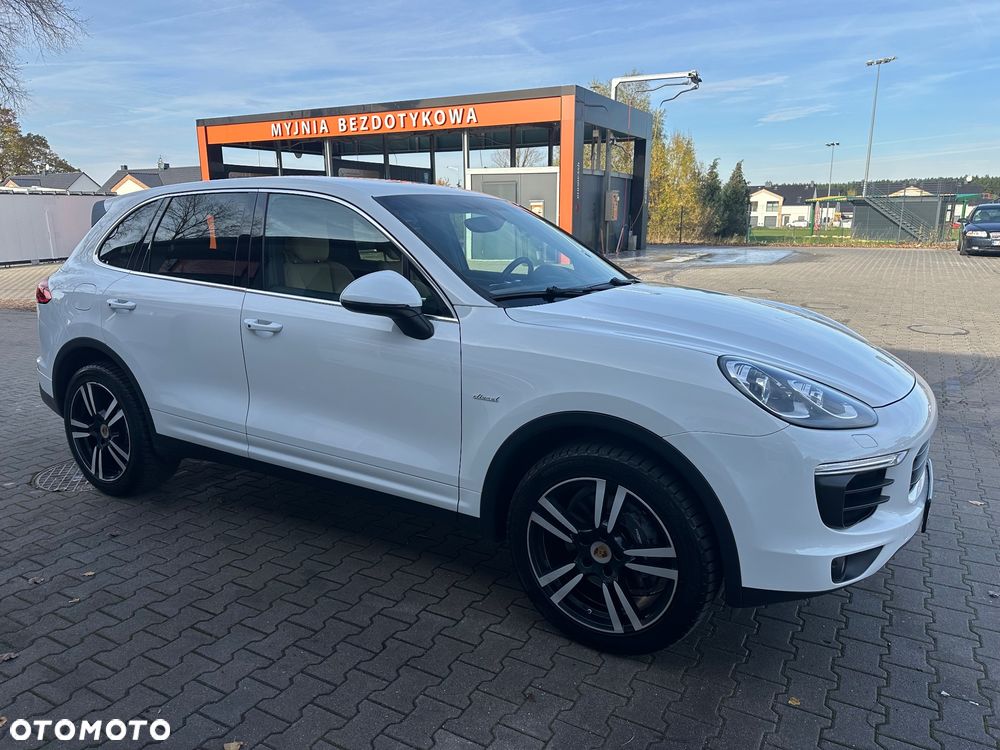 Porsche Cayenne Diesel Platinum Edition - 22