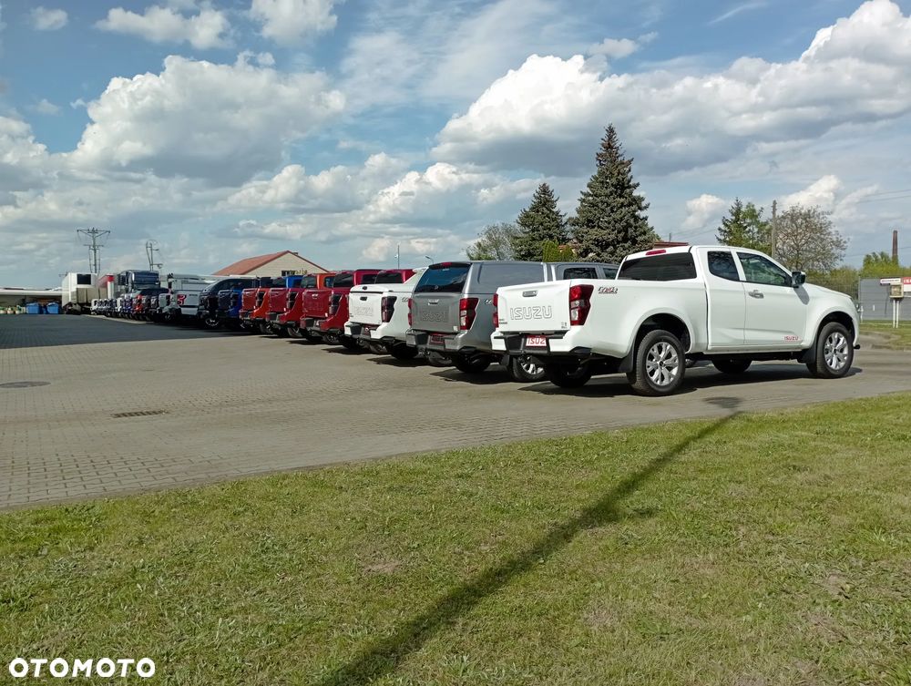 Isuzu D-Max 1.9 DC LS - 31