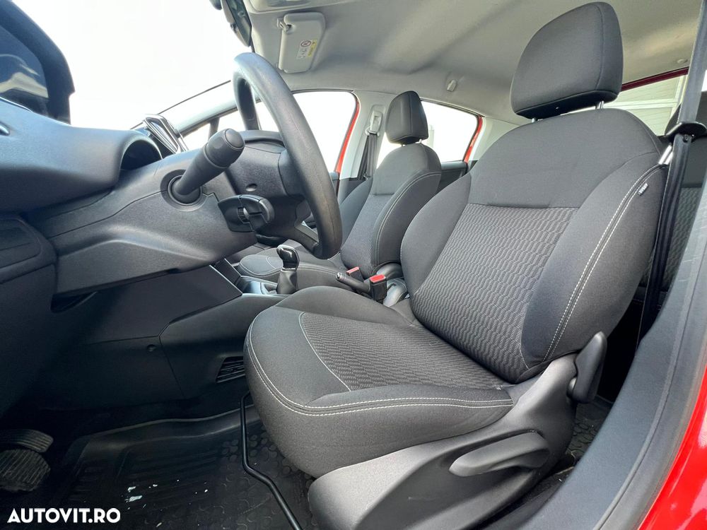 Peugeot 208 1.2 L PureTech Allure - 16