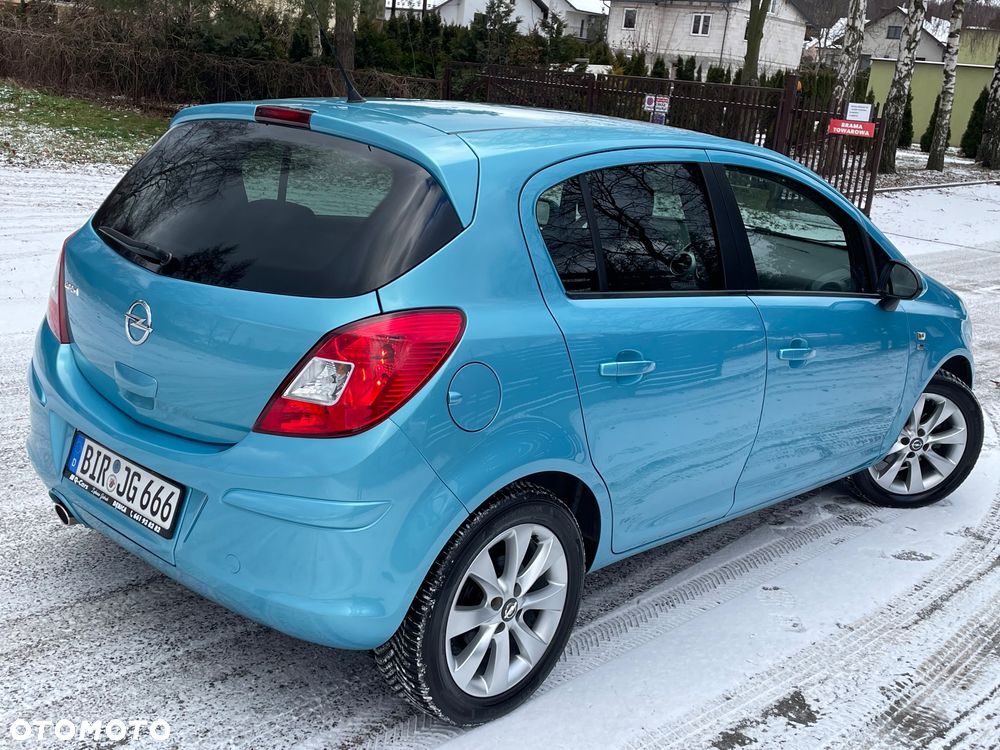 Opel Corsa 1.4 16V 150 Jahre - 6