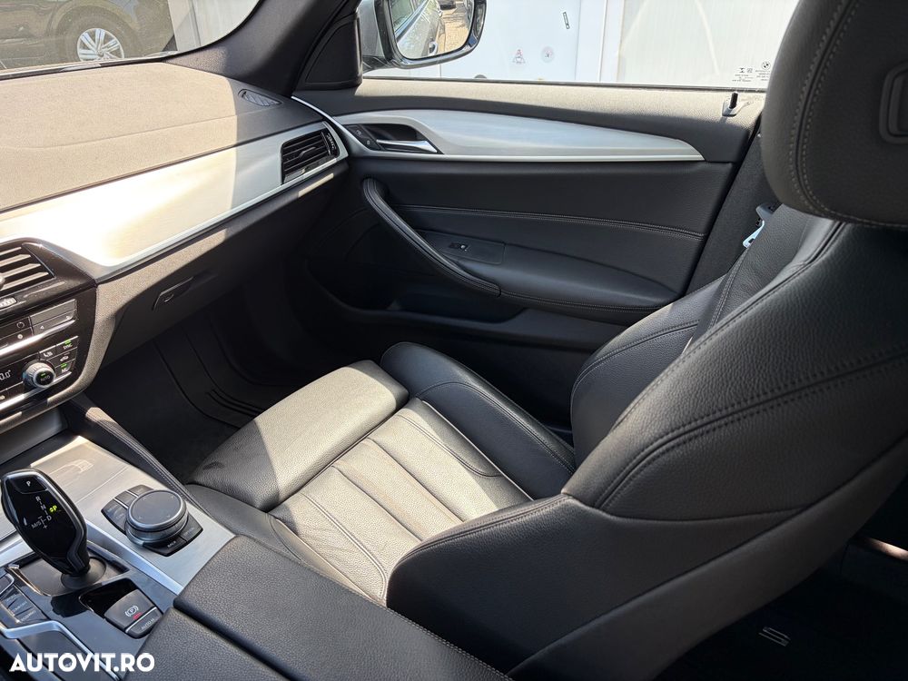 BMW Seria 5 520d xDrive AT MHEV - 28