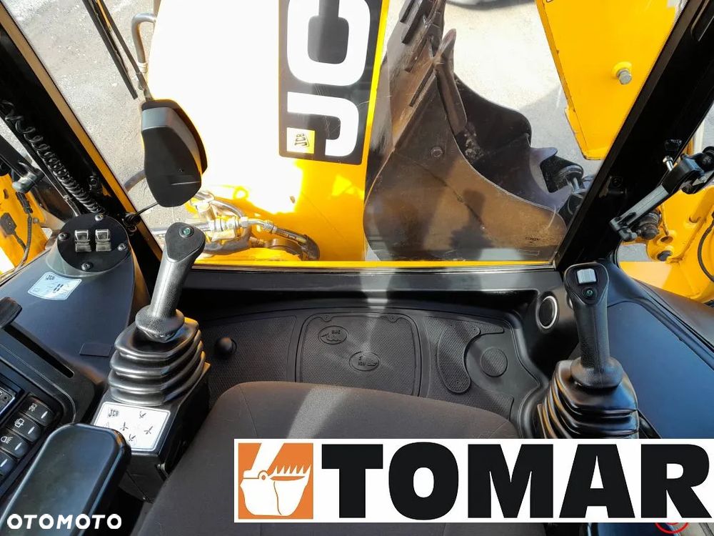 JCB 3CX - 22