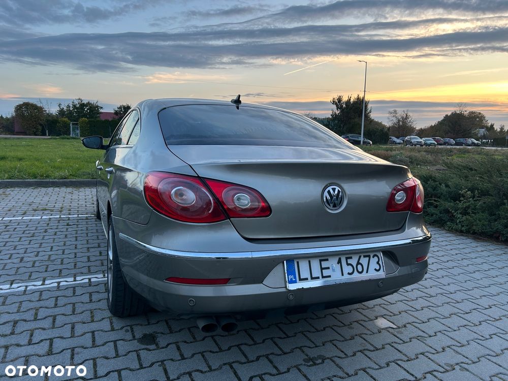 Volkswagen Passat 2.0 TDI DPF 4Mot Sportline - 6