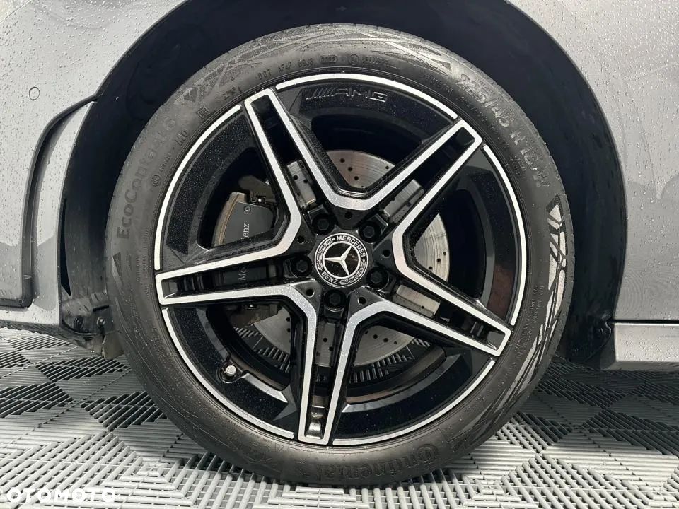 Mercedes-Benz CLA 250 E AMG Line 8G-DCT - 9