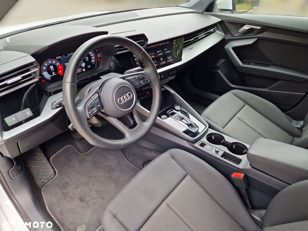 Audi A3 Sportback 30 TFSI mHEV S tronic - 12