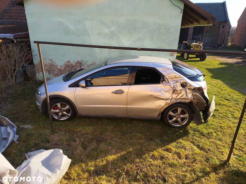 Honda Civic 1.8 Executive - 2