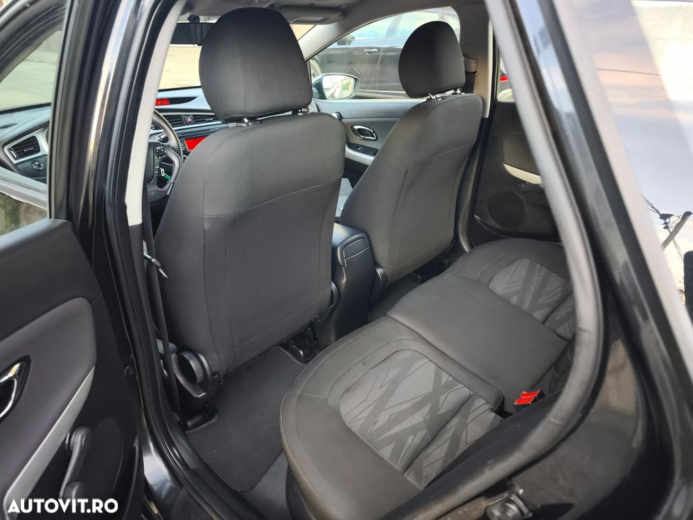 Kia Ceed - 7