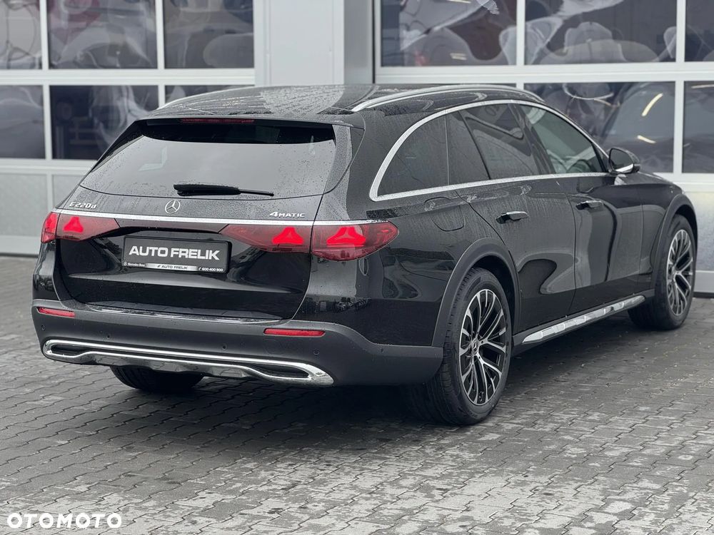 Mercedes-Benz Klasa E 220 d 4Matic 9G-TRONIC - 9