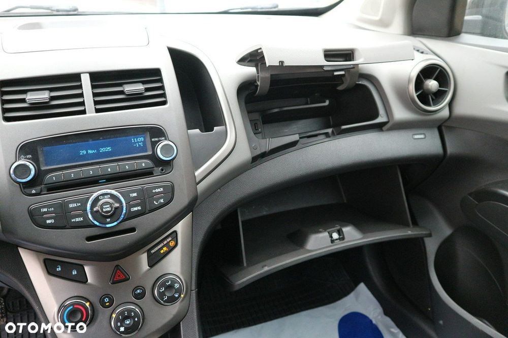 Chevrolet Aveo 1.2 LT - 38