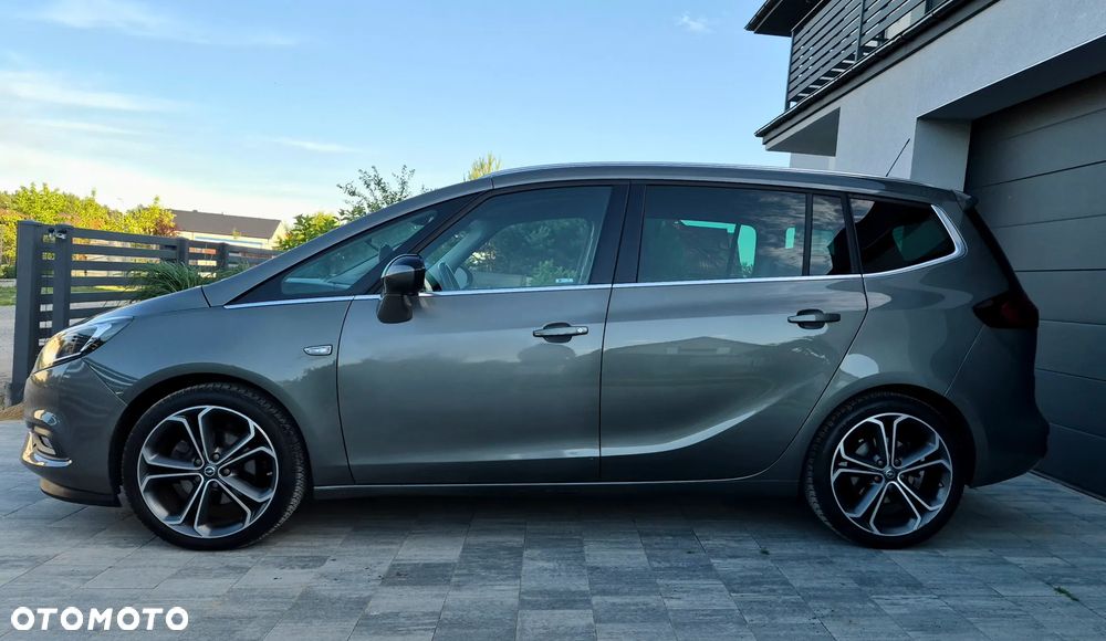 Opel Zafira 1.6 CDTI Cosmo - 4