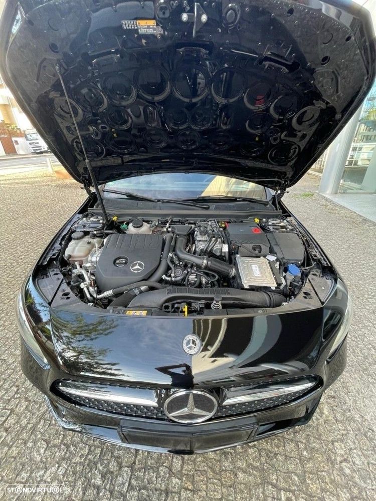 Mercedes-Benz A 250 Limousine e AMG Line - 30