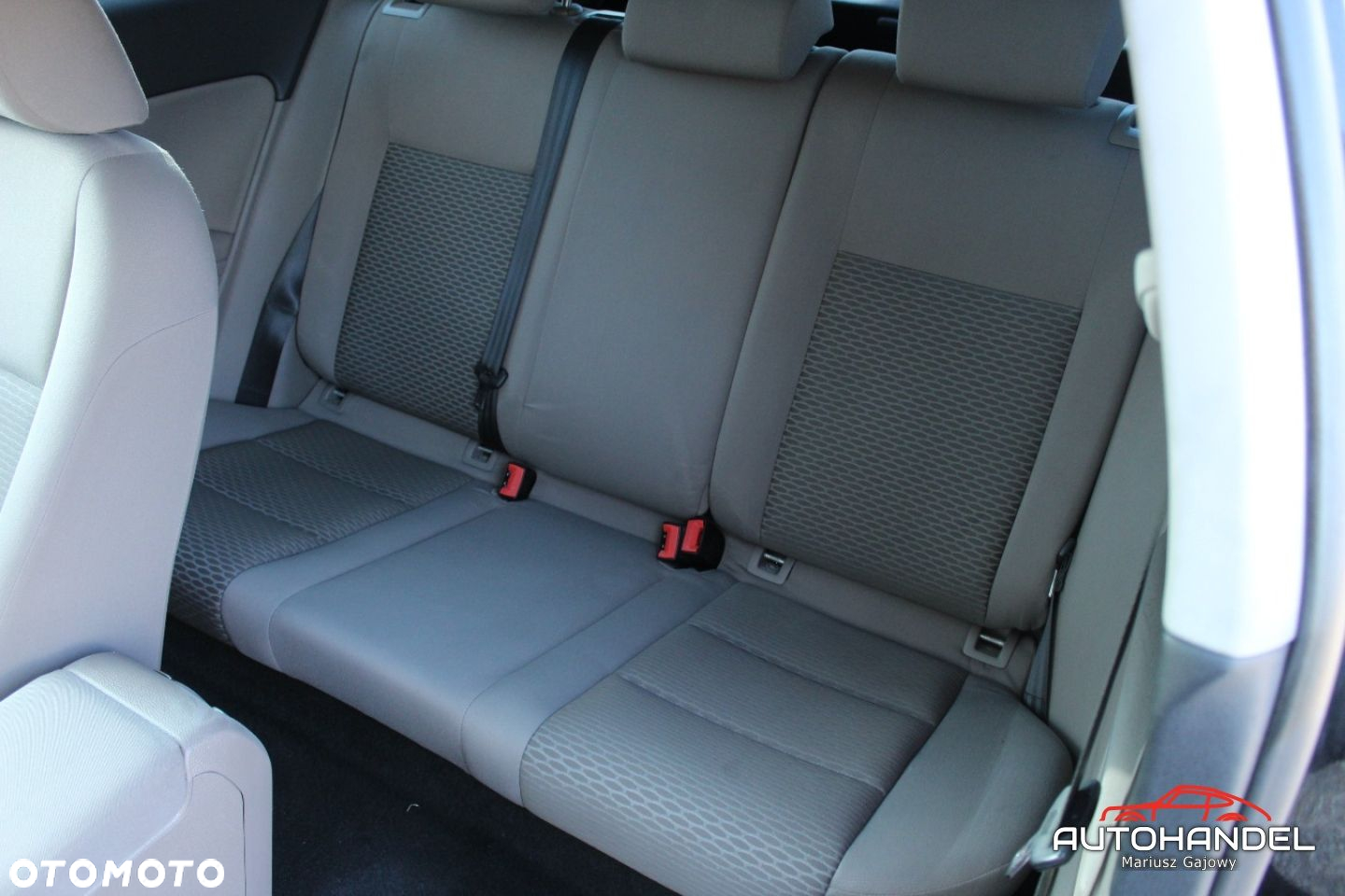Volkswagen Golf - 14