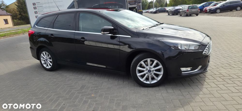 Ford Focus 1.5 EcoBoost STart-Stopp-System TITANIUM - 19