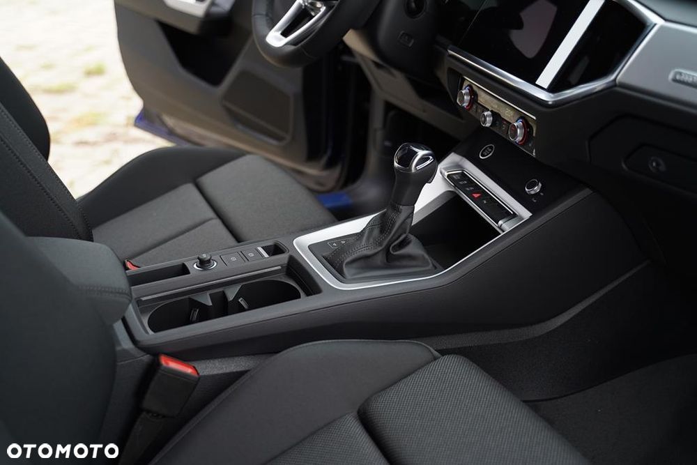 Audi Q3 Sportback - 12