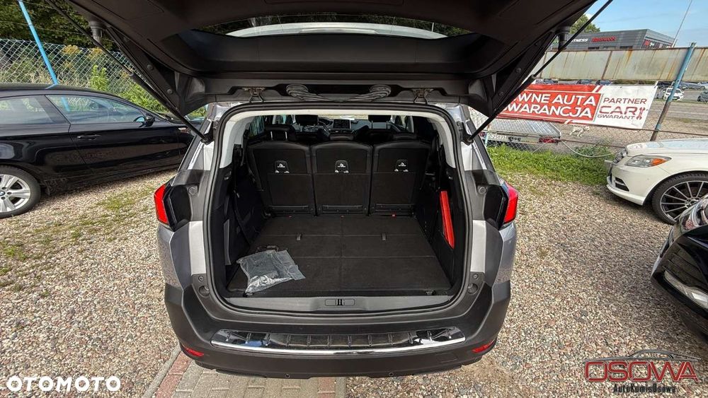 Peugeot 5008 - 22