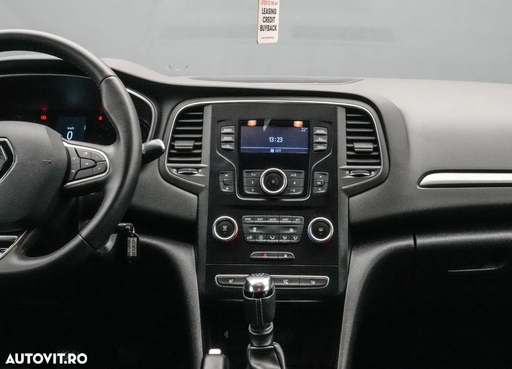 Renault Megane TCe 140 GPF EQUILIBRE - 18