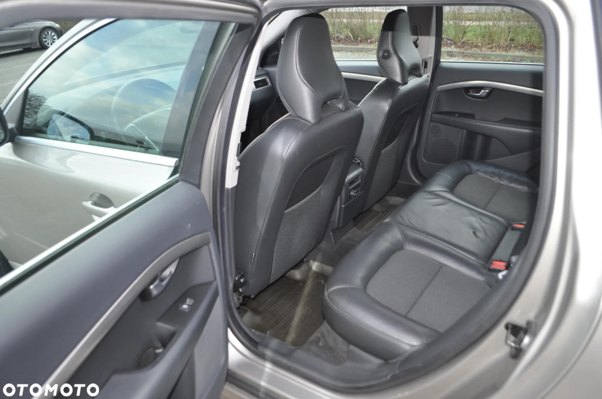 Volvo V70 DRIVe Momentum - 23