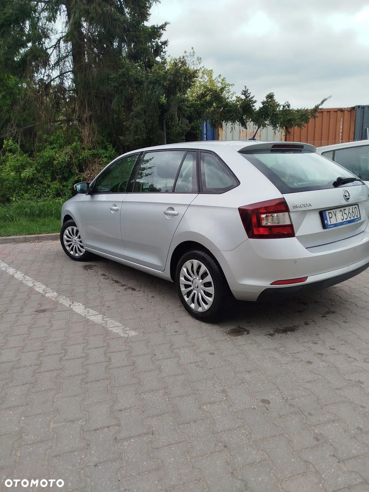 Skoda RAPID 1.0 TSI Active - 9